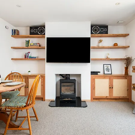 Comfortable And Quiet 2 Bed House-parking-families Σπίτι διακοπών